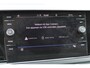 Volkswagen Polo 1.0 TSI 95pk R-Line / Navigatie by APP / LM 16 inch / Parkeersensoren / LED / 2x R-Line
