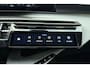 Peugeot 5008 1.6 Plug-in Hybrid 195 GT Exclusive | Panoramadak | ACC met Stop/Go | ECC | Apple Carplay/Android Auto | Lederen Voor- & Achterstoelen Verwarmd | 20" lm-velgen | Trekhaak