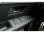 Peugeot 5008 1.6 Plug-in Hybrid 195 GT Exclusive | Panoramadak | ACC met Stop/Go | ECC | Apple Carplay/Android Auto | Lederen Voor- & Achterstoelen Verwarmd | 20" lm-velgen | Trekhaak