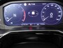 Volkswagen Polo 1.0 TSI R-Line Edition | Private lease vanaf €565 | 95 pk | Automaat | Panoramisch schuif/kantel dak | Verwarmbare voorstoelen