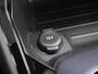 Peugeot e-2008 EV Allure 50 kWh | Apple Carplay/Android Auto | 3D-Cockpit | 17-Inch Lichtmetalen Velgen | Cruise Control | Camera Achter