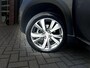 Peugeot 2008 Allure 1.2 Turbo 110pk EAT6 | TREKHAAK | CAMERA | NAVI | GRIPCONTROL | 17" LM-VELGEN | DAKRAILS | LEDER/STOF | CLIMA |