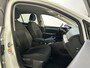 Volkswagen Golf 1.5 TSI 150pk 6-bak Stoelverwarming Sfeerverlichting Parkeersensoren Navigatie
