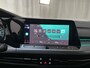 Volkswagen Golf 1.5 TSI 150pk 6-bak Stoelverwarming Sfeerverlichting Parkeersensoren Navigatie