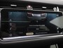 Land Rover Range Rover Evoque 1.5 P300e AWD SE | Panoramadak | Black Pack | Trekhaak | Meridian | Memory | Carplay