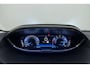 Peugeot 3008 1.2 PureTech Blue Lease Premium | Cruise control | Achteruitrijcamera | Parkeersensoren | Elektrische achterklep | Keyless entry | Halflederen bekleding | Apple/Android Carplay | Airco | Lane-keeping systeem | Hill hold