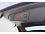 Peugeot 3008 1.2 PureTech Blue Lease Premium | Cruise control | Achteruitrijcamera | Parkeersensoren | Elektrische achterklep | Keyless entry | Halflederen bekleding | Apple/Android Carplay | Airco | Lane-keeping systeem | Hill hold