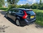 Volvo V60 2.0 T4 Kinetic 1e Eigenaar Airco Cruise Navi Pdc Achter Leder Bekleding