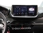 Peugeot 208 Hybrid 100PK e-DCS6 Allure | 1ste eigenaar | AppleCarplay/AndroidAuto | Parkeersensoren | FULL LED | Navigatie | Lederen Stuurwiel | Climate Control | Cruise Control | 16" LMV | Isofix | Privacy Glass |