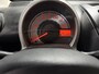 Toyota Aygo 1.0-12V/ 5drs/ dealeronderhouden/ 1jaar apk/ airco/ EL-ramen/ zeer nette auto.