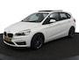 BMW 2-Serie Active Tourer 218i | Schuif-kantel dak | Stoelverwarming |