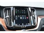 Volvo XC60 2.0 Recharge T6 AWD Business Pro - Trekhaak - Pano - H&K - Pilot Assist - Stoel/Stuurverwarming - BLIS - Rijklaar