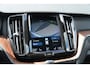 Volvo XC60 2.0 Recharge T6 AWD Business Pro - Trekhaak - Pano - H&K - Pilot Assist - Stoel/Stuurverwarming - BLIS - Rijklaar