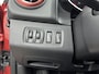 Renault Clio 1.2 TCe Intens 120PK | Navigatie | Climate Control | Achteruitrijcamera | Half-Lederen Bekleding