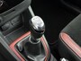 Renault Clio 1.2 TCe Intens 120PK | Navigatie | Climate Control | Achteruitrijcamera | Half-Lederen Bekleding