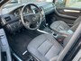Mercedes-Benz B-klasse 150 Trekhaak Airco PDC NAP APK 1 jaar