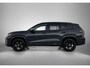 Volkswagen Tayron 1.5 eHybrid R-Line Edition | Navigatie | Apple carplay | Adaptieve cruise control | Travel Assist | Stoel en Stuurverwarming | 360' camera | Trekhaak | Panoramaschuif-kantel dak | 20" inch Velgen | Dodehoek sensoren | Parkeersensoren | Elektrische achterklep | Elektrisch verstelbare stoelen | Ledere bekleding |
