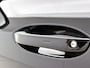 Volkswagen Tayron 1.5 eHybrid R-Line Edition | Navigatie | Apple carplay | Adaptieve cruise control | Travel Assist | Stoel en Stuurverwarming | 360' camera | Trekhaak | Panoramaschuif-kantel dak | 20" inch Velgen | Dodehoek sensoren | Parkeersensoren | Elektrische achterklep | Elektrisch verstelbare stoelen | Ledere bekleding |