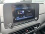 Hyundai Kona Comfort+ 1.6 GDI HEV 140pk | CAMERA | APPLE CARPLAY / ANDROID AUTO | LM-VELGEN | CRUISE CONTROL | PARKEERSENSOREN |