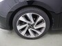 Kia Rio 1.2 CVVT ExecutiveLine | Navigatie | Stoel/Stuurwielverwarming | Parkeercamera | Climate Control | Parkeersensoren