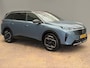 Peugeot e-5008 GT Exclusive 73 kWh Volleder | Panoramadak | Stoelverwarming | Apple Carplay/Android Auto || 2 stoelen op derde rij | Achterstoelen verwarmd | Achteruitrijcamera