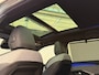 Peugeot e-5008 GT Exclusive 73 kWh Volleder | Panoramadak | Stoelverwarming | Apple Carplay/Android Auto || 2 stoelen op derde rij | Achterstoelen verwarmd | Achteruitrijcamera