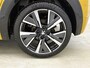 Peugeot 208 GT 100pk | Navigatie | Achteruitrijcamera | 3D Cockpit | Climate Control | Cruise Control | Parkeersensoren v+a | Armsteun | Dodehoeksensor | Keyless start | Full Led koplampen | Half lederen sportstoelen | Bluetooth | Apple CarPlay / Android Auto | DAB+ radio | Donker getint glas | 17" lichtmetalen velgen