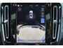 Volvo XC40 Extened Range Core 82 kWh - IntelliSafe Assist & Surround - Parkeercamera achter - Verwarmde voorstoelen, stuur & achterbank - Parkeersensoren voor & achter - Draadloze tel. lader - Warmtepomp - Extra getint glas - Inklapbare trekhaak - 19' LMV
