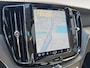 Volvo XC60 2.0 T6 Plug-in hybrid AWD Plus Dark | 21 inch | 360 camera | Getint glas | Stuurverwarming |