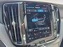 Volvo XC60 2.0 T6 Plug-in hybrid AWD Plus Dark | 21 inch | 360 camera | Getint glas | Stuurverwarming |