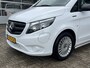 Mercedes-Benz eVito Tourer PRO L3 90 kWh 9-Persoons Airco Cruise control Elektrische Dubbele schuifdeuren Apple carplay Parkeersensoren voor en achter Stoelverwarming bestuurderstoel Achteruitrijcamera