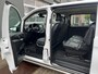 Mercedes-Benz eVito Tourer PRO L3 90 kWh 9-Persoons Airco Cruise control Elektrische Dubbele schuifdeuren Apple carplay Parkeersensoren voor en achter Stoelverwarming bestuurderstoel Achteruitrijcamera