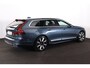 Volvo V90 T6 Recharge AWD Plus Bright - IntelliSafe Assist & Surround - 360º Camera - Harman/Kardon audio - Adaptieve LED koplampen - Verwarmde voorstoelen, stuur & achterbank - Parkeersensoren voor & achter - Elektr. bedienb. voorstoelen met geheugen - Extra getint glas - 19' LMV