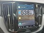 Volvo XC60 2.0 T6 Plug-in hybrid AWD Plus Dark | 360 camera | Panoramadak | Getint glas | Stuurverwarming |