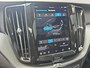 Volvo XC60 2.0 T6 Plug-in hybrid AWD Plus Dark | 360 camera | Panoramadak | Getint glas | Stuurverwarming |