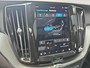 Volvo XC60 2.0 T6 Plug-in hybrid AWD Plus Dark | 360 camera | Panoramadak | Getint glas | Stuurverwarming |