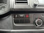 Volkswagen Transporter Kombi 2.0 TDI L1H1 BTW EN BPM VRIJ!! Airco Trekhaak 2500 kg trekgewicht Telefoonverbinding Groeps vervoer Taxi Combi Tourer Passenger