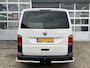 Volkswagen Transporter Kombi 2.0 TDI L1H1 BTW EN BPM VRIJ!! Airco Trekhaak 2500 kg trekgewicht Telefoonverbinding Groeps vervoer Taxi Combi Tourer Passenger