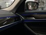 BMW 5-Serie 520i High Executive Luxury Line | NL auto | Comfortstoelen | Stoel+ stuurverw. | Apple Carplay | LED | 18''