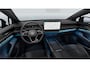 Volkswagen ID.7 Pro Limited Edition 77 kWh 286PK | Navigatie | Adaptieve cruis control | Apple Carplay | Keyless | Stuur en Stoelverwarming | Head-up display | Trekhaak | LED Matrix | Geluidsisolerend glas | Dodehoeksensoren | Draadloze oplader | Elektrische achterklep |