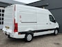 Mercedes-Benz Sprinter 314 2.2 CDI L2H2 Dhollandia Laadklep Airco Cruise controle Werkverlichting Stuurwielbediening Apple carplay 2-Persoons Leder Euro 6