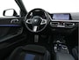 BMW 1-Serie 118i M-Sportpack Executive Edition (INCL-BTW) *M-SPORT-CUPSEATS | FULL-LED | DIGI-COCKPIT | HIFI-SOUND | CAMERA | NAVI-FULLMAP | AMBIENTLIGHT | PRIVACY-GLASS | ECC | CARBON-INLAY | PDC | CRUISE | 18''ALU*