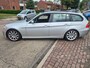 BMW 3-Serie Touring 320i High Executive differentieel hoorbaar