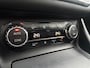 Mercedes-Benz CLA 180 OrangeArt Edition AUT - H/K | Pano| Climate