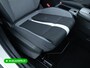 Opel Frontera 1.2 Turbo Hybrid GS 7 persoons | Stoel-, Stuur- & voorruitverwarming | Camera | Apple Carplay | Navigatie | Cruise | PDC V+A, Extra getint glas achter, derde zitrij, Nieuwe auto, tot 8 jaar garantie!