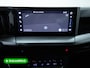 Opel Frontera 1.2 Turbo Hybrid GS 7 persoons | Stoel-, Stuur- & voorruitverwarming | Camera | Apple Carplay | Navigatie | Cruise | PDC V+A, Extra getint glas achter, derde zitrij, Nieuwe auto, tot 8 jaar garantie!