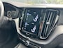 Volvo XC60 2.0 T8 Twin Engine AWD R-Design | Luchtvering | Stoelventilatie | 360 camera | Trekhaak | Bowers & Wilkins | Full option! |