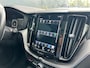 Volvo XC60 2.0 T8 Twin Engine AWD R-Design | Luchtvering | Stoelventilatie | 360 camera | Trekhaak | Bowers & Wilkins | Full option! |