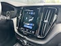 Volvo XC60 2.0 T8 Twin Engine AWD R-Design | Luchtvering | Stoelventilatie | 360 camera | Trekhaak | Bowers & Wilkins | Full option! |