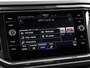Volkswagen T-Roc 1.5 TSI 150pk DSG Sport · Panoramadak · Camera · Keyless · Apple/Android Car Play · Navigatie · Dodehoek Detectie · 17'' Inch ·